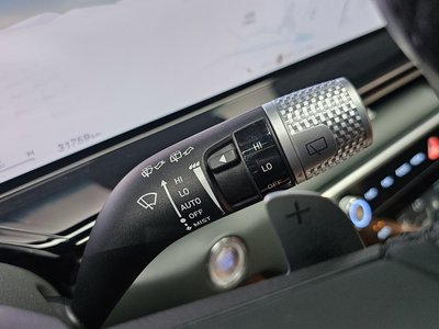 2024 Genesis GV80 thumbnail 32