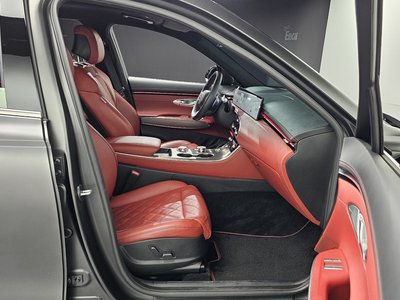 صورة مصغرة 16 لـ 2025 Genesis GV70