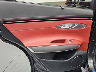 صورة مصغرة 15 لـ 2025 Genesis GV70