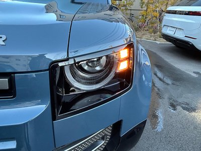 LAND ROVER DEFENDER - 8