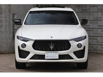 MASERATI LEVANTE - 4