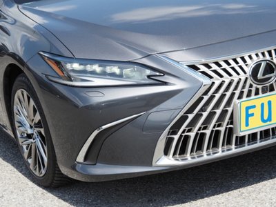 صورة مصغرة 15 لـ 2024 Lexus ES