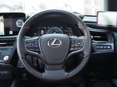 صورة مصغرة 37 لـ 2024 Lexus ES