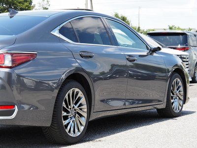 صورة مصغرة 12 لـ 2024 Lexus ES
