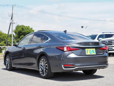 صورة 6 لـ 2024 Lexus ES