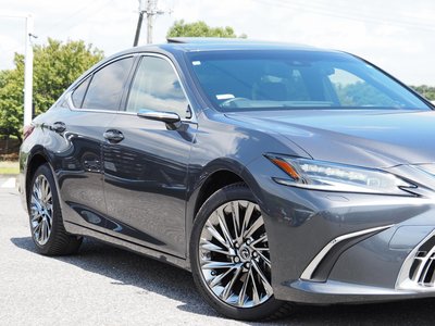صورة 10 لـ 2024 Lexus ES