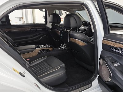 صورة مصغرة 12 لـ 2019 Genesis G90