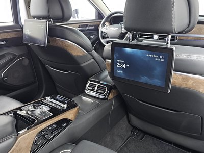صورة مصغرة 19 لـ 2019 Genesis G90