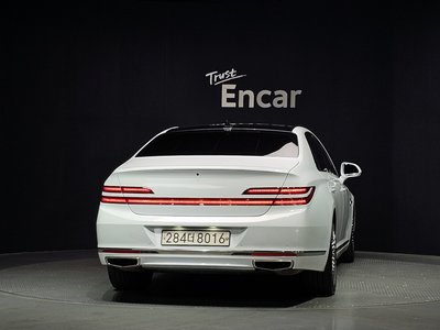 صورة 3 لـ 2019 Genesis G90