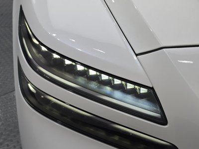صورة 9 لـ 2024 Genesis GV80 COUPE