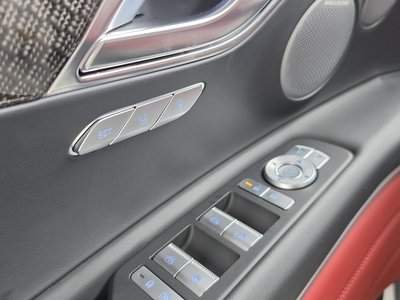 صورة مصغرة 40 لـ 2024 Genesis GV80 COUPE