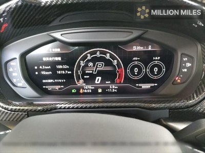 LAMBORGHINI URUS - 6