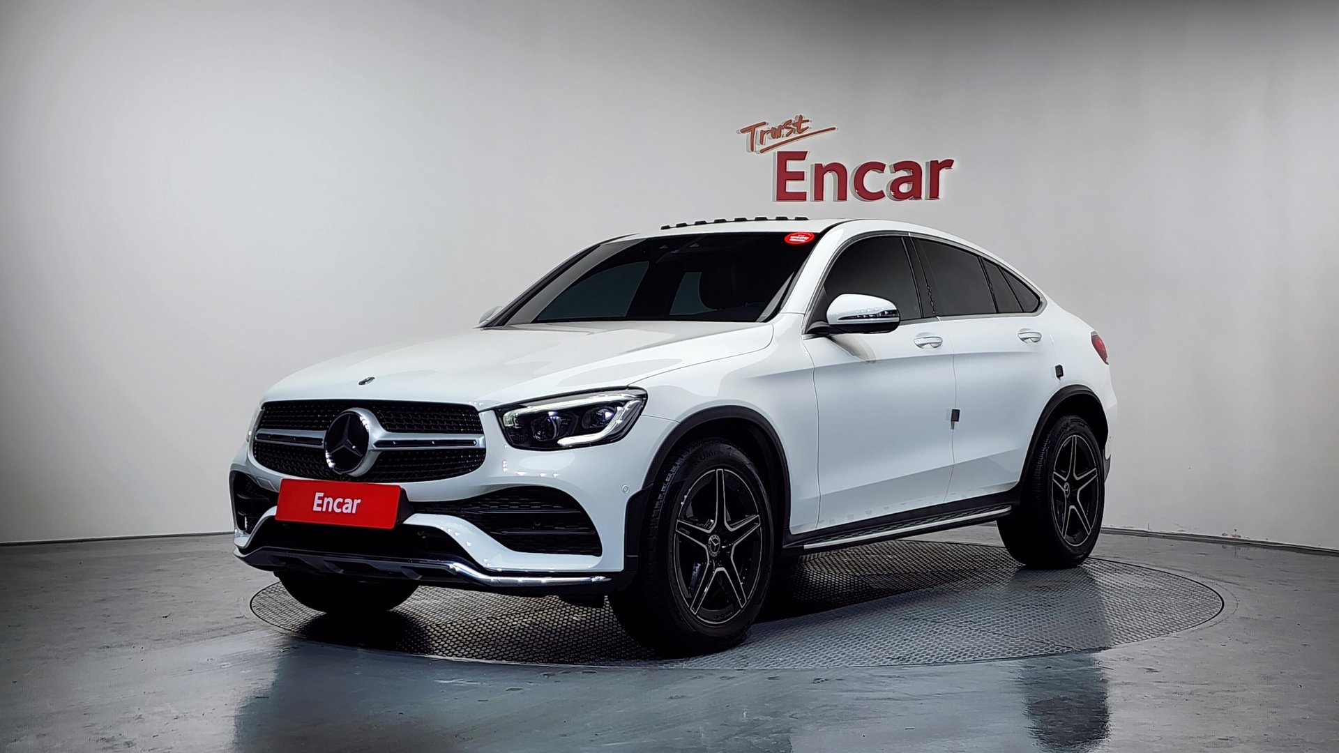 MERCEDES-BENZ GLC - View 1