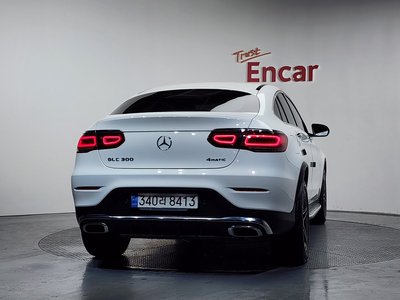 MERCEDES-BENZ GLC - 4