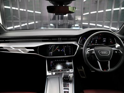 صورة مصغرة 24 لـ 2025 AUDI S6