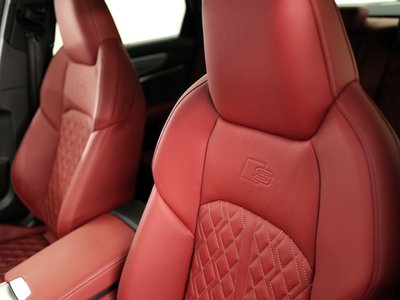 صورة مصغرة 71 لـ 2025 AUDI S6