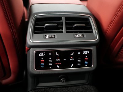 صورة مصغرة 103 لـ 2025 AUDI S6