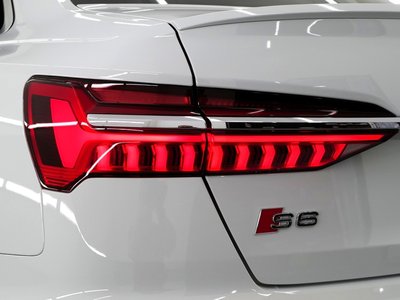 صورة مصغرة 124 لـ 2025 AUDI S6