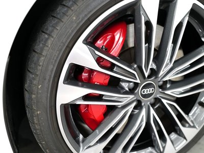 صورة مصغرة 140 لـ 2025 AUDI S6