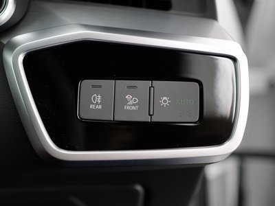 صورة مصغرة 84 لـ 2025 AUDI S6