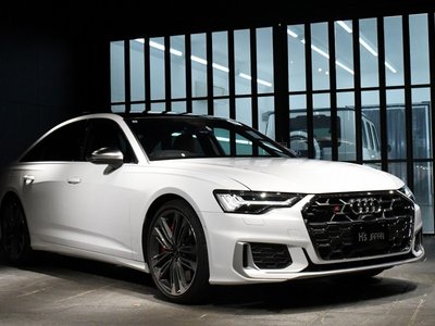 صورة مصغرة 58 لـ 2025 AUDI S6