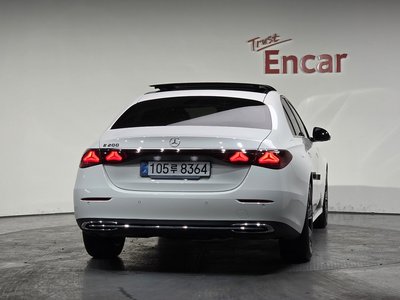 MERCEDES-BENZ E-CLASS - 4