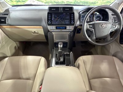 TOYOTA LAND CRUISER PRADO - 2