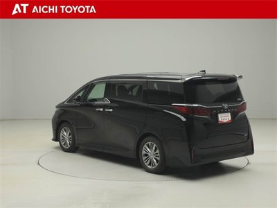 2026 Toyota ALPHARD — фото 4