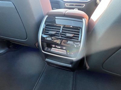 2022 BMW X7 — миниатюра 49