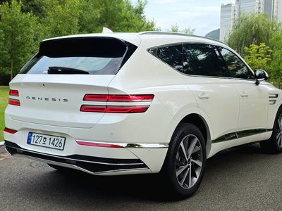 2025 Genesis GV80 photo 4