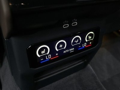 صورة مصغرة 18 لـ 2025 BMW I5