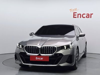 صورة 2 لـ 2025 BMW I5