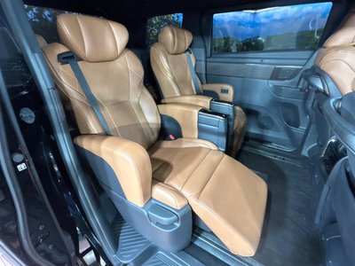 TOYOTA VELLFIRE - 9