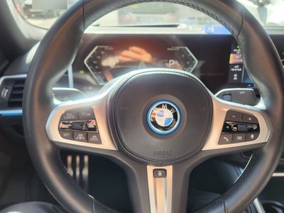BMW I4 - 8