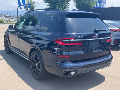 صورة 2 لـ 2023 BMW X7