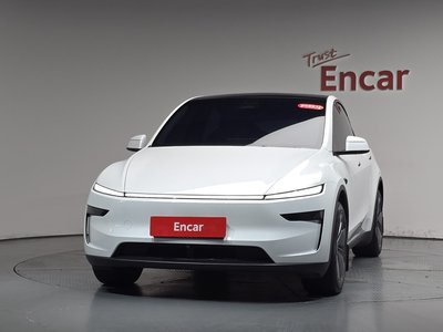 TESLA MODEL Y - 2