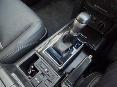 TOYOTA LAND CRUISER PRADO - 2