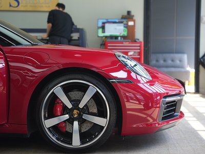 PORSCHE 911 - 6