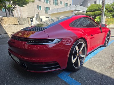 PORSCHE 911 - 5