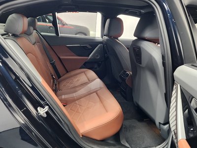 2026 BMW I5 — миниатюра 11
