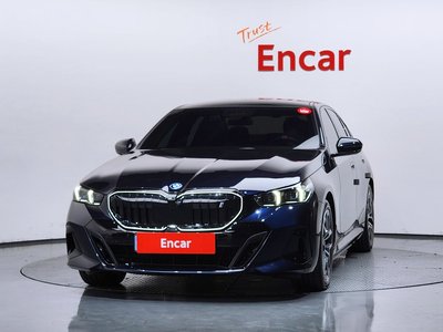 صورة 2 لـ 2026 BMW I5