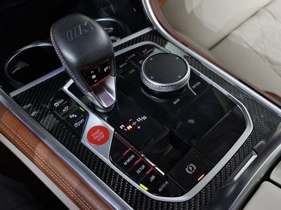 صورة 9 لـ 2021 BMW M8