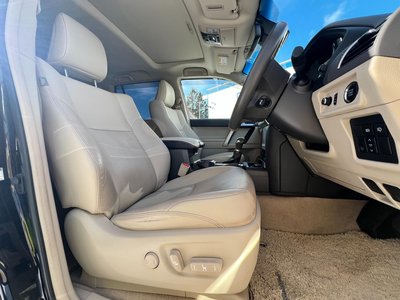 TOYOTA LAND CRUISER PRADO - 8