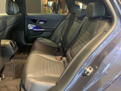 2025 MERCEDES-BENZ C-CLASS — миниатюра 16