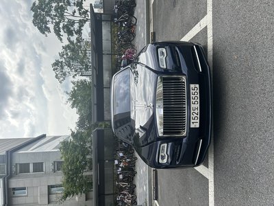 ROLLS-ROYCE DAWN - 2