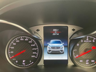 صورة 9 لـ 2018 Mercedes-BENZ GLC AMG