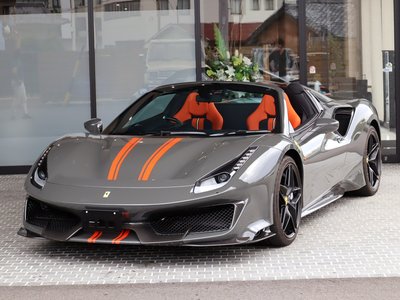 FERRARI 488 PISTA SPIDER