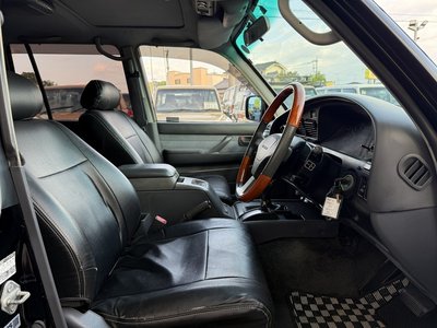 TOYOTA LAND CRUISER 80 - 7