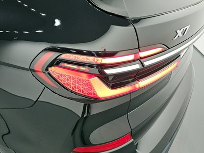 BMW X7 - 10