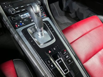 2016 Porsche 718 photo 9